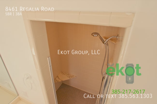 Building Photo - 8461 Regalia Rd