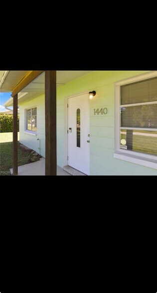 Building Photo - 1440 Mandel Rd