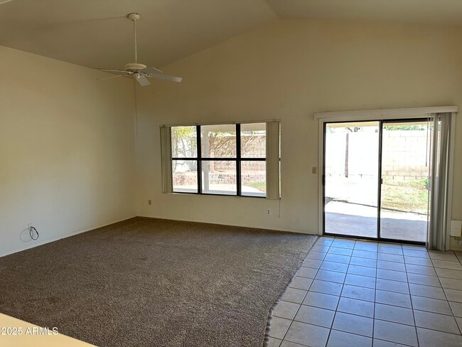 Building Photo - 14835 S 26th Way