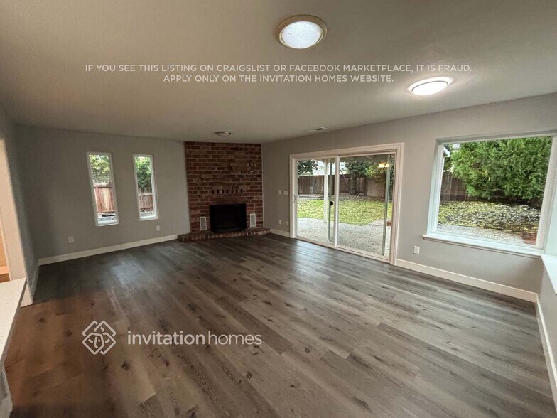 Building Photo - 8330 Old Ranch Rd