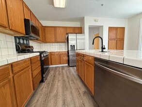 Building Photo - 97 la Jolla St