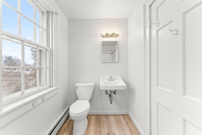 Building Photo - 96 Water St