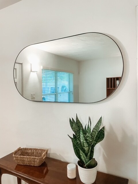 Building Photo - 453 Dolphin St