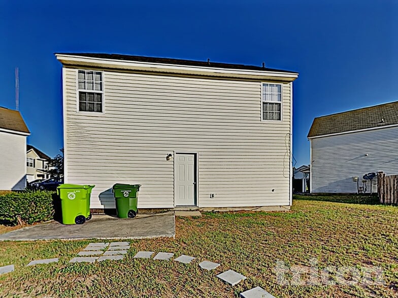 Building Photo - 208 E Waverly Pl Ct