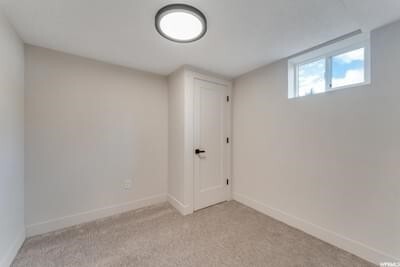 Building Photo - 1548 E Kings Row Dr