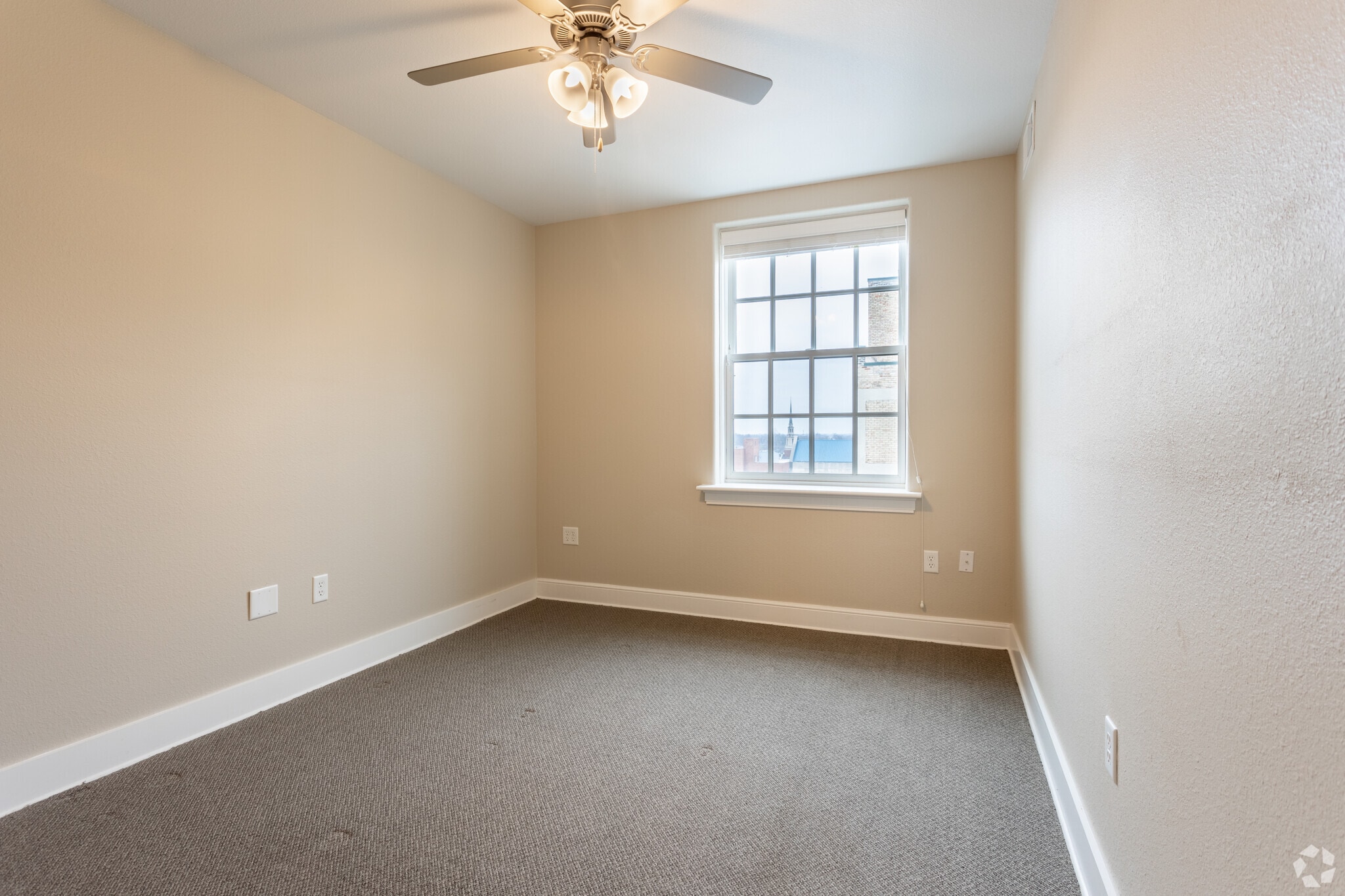 1BR,1BA,687SF - Liberty - The Lasalle Apartments