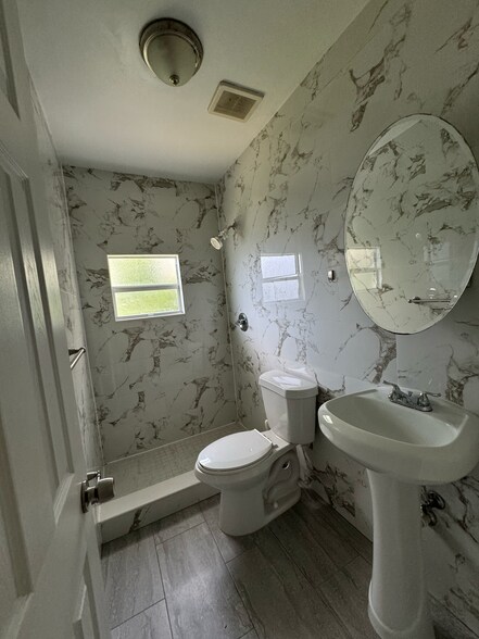Bathroom 1 - 934 SW 8th Ct
