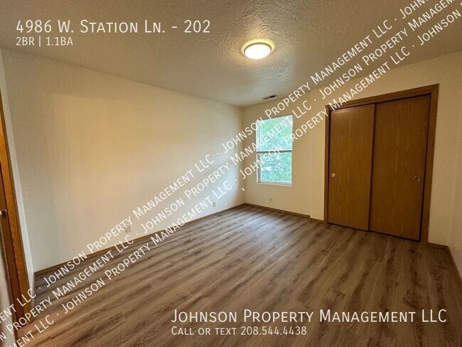 Building Photo - 4986 W Station Ln