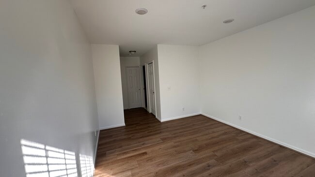 2nd floor bedroom - 1510 Devon Ln