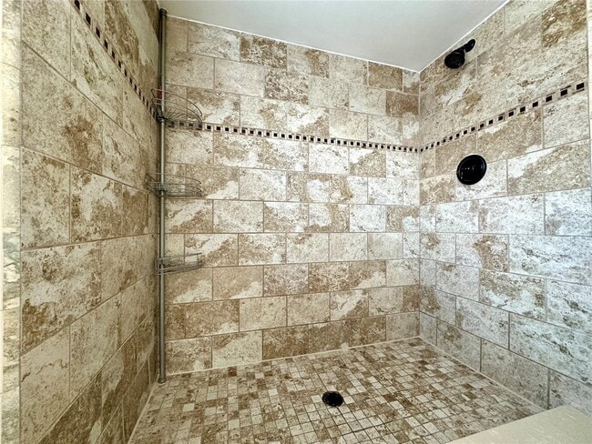Building Photo - 1116 Timberbend Cir