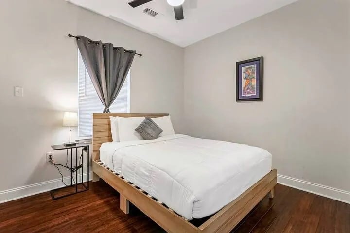 Building Photo - 1300 St Bernard Ave