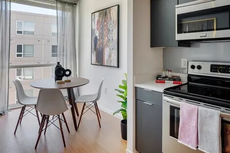 *Pictures are representative samples of the advertised unit. In some cases, the actual units you tou - 14 Barrows St