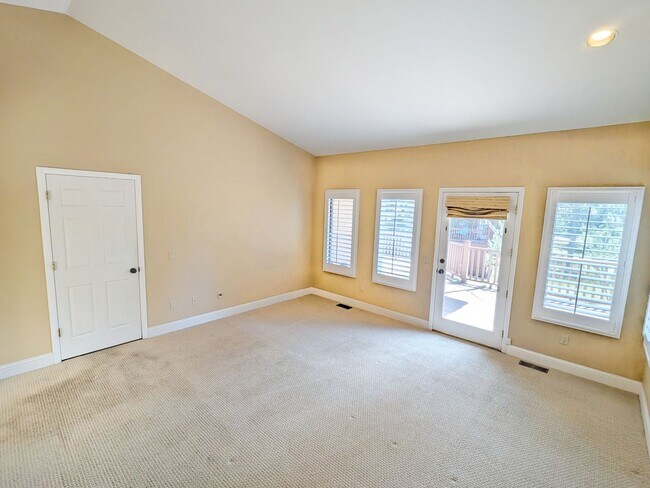 Building Photo - Beautiful Home In Monument