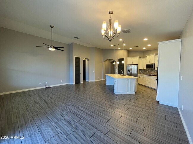 Building Photo - 10154 Theorem Dr