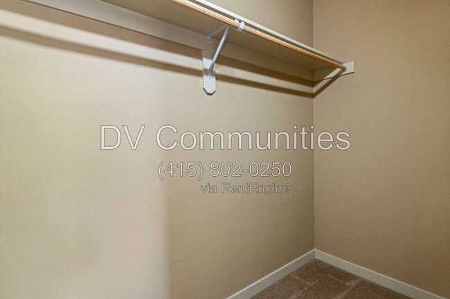 Building Photo - 1413 SW 27th St