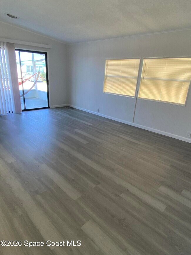 Building Photo - 1925 Sago Palm St NE