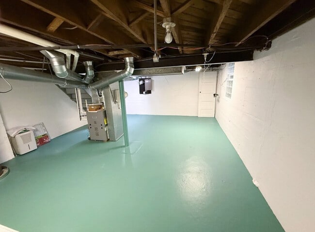 Building Photo - 3919 Beech St