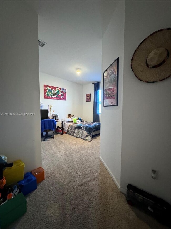 Building Photo - 25001 SW 118 Ct