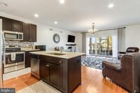 Building Photo - 18830 Bethpage Dr