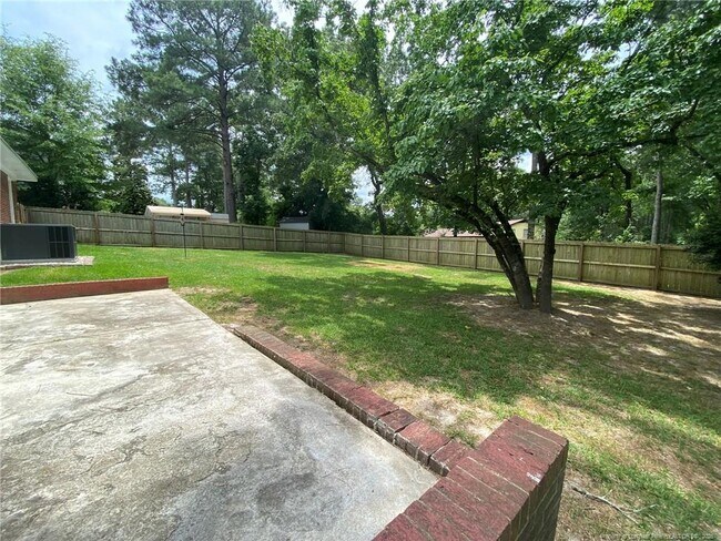 Building Photo - 3308 Cranbrook Dr
