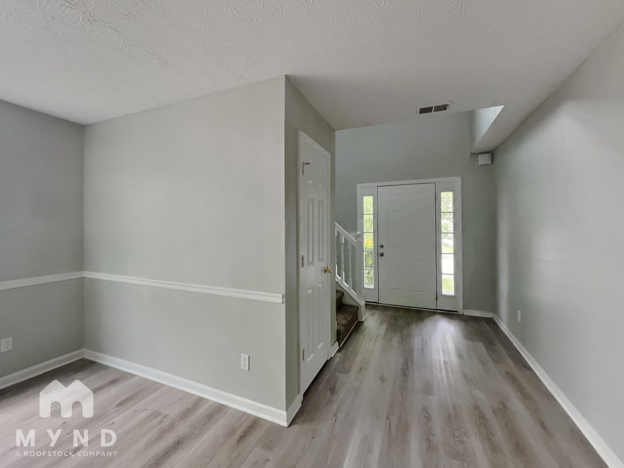 Building Photo - 2892 Two Lakes Cir