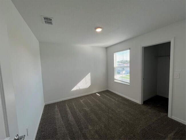 Building Photo - 930 Cattleman St