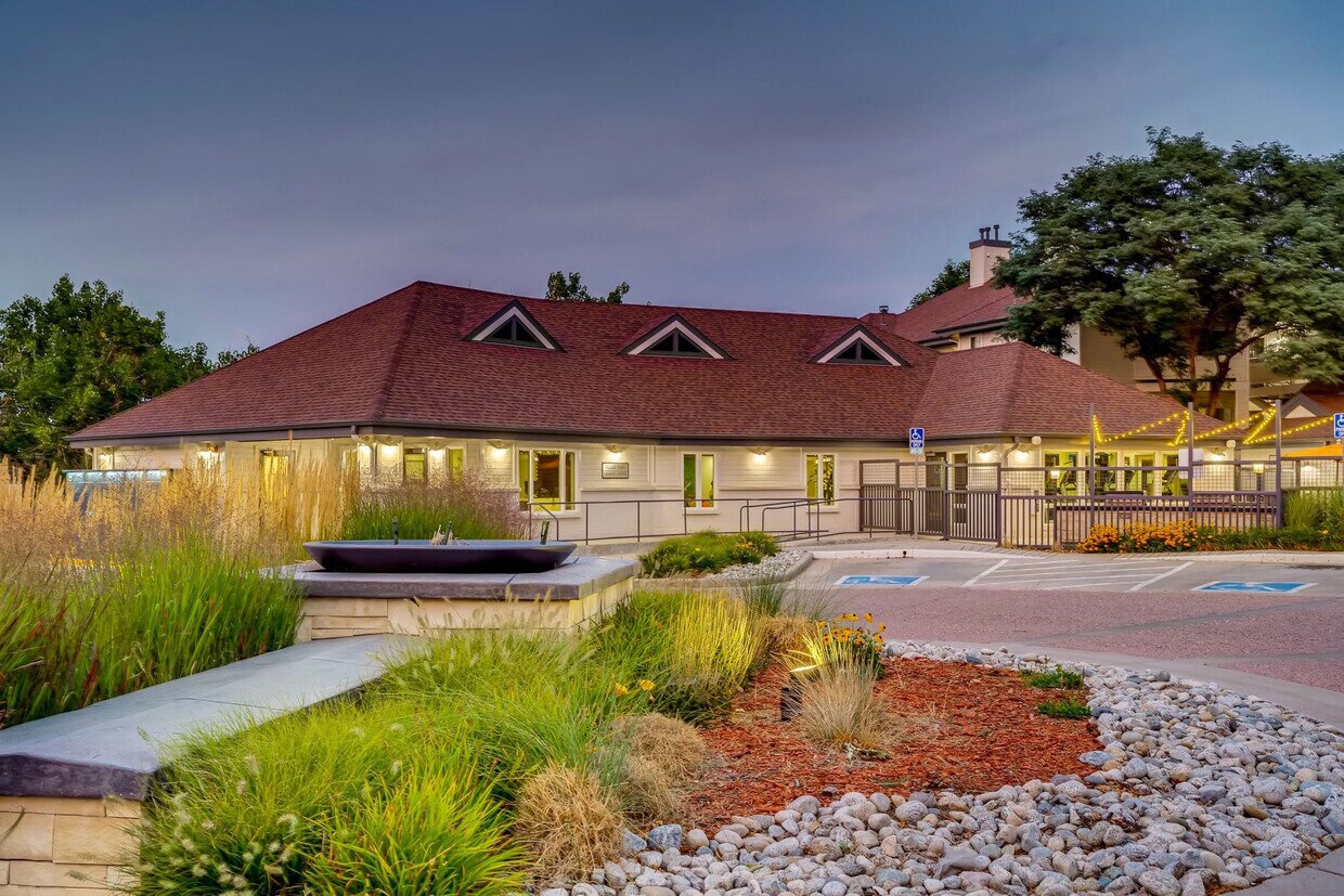 Village Creek Apartments Westminster