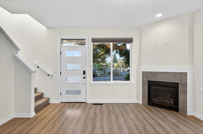 Building Photo - 13838 SE Knight St