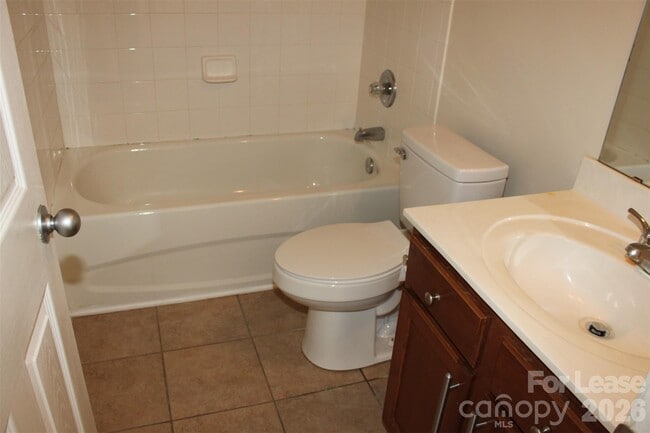 Building Photo - 9651 Laurie Ave NW