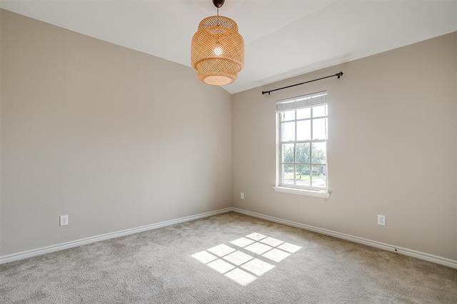 Building Photo - 114 Parkview Dr