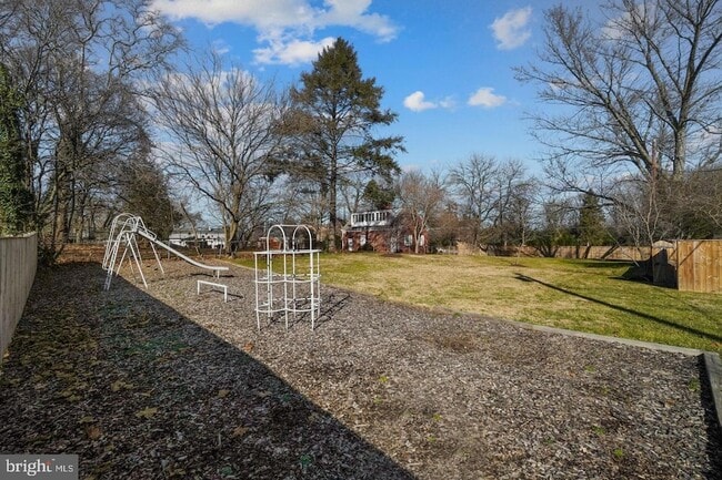 Building Photo - 12814 Epping Terrace