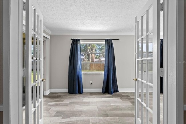 Building Photo - 6928 Greenhill Pl