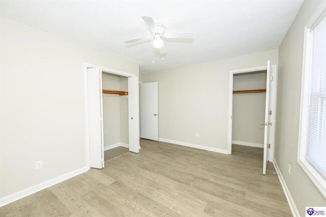 Building Photo - 173 Creekvale Dr