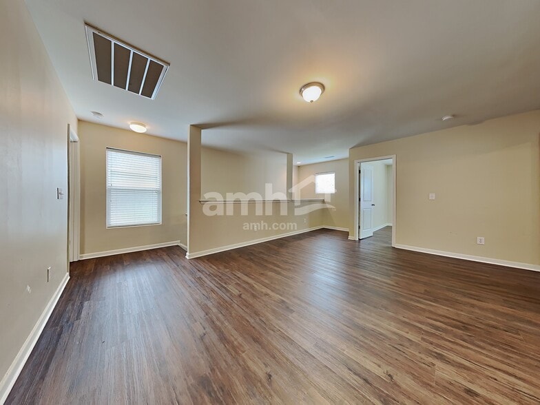 Building Photo - 123 Brookhaven Rd