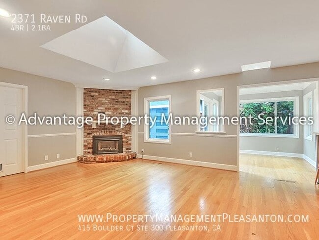 Building Photo - 2371 Raven Rd