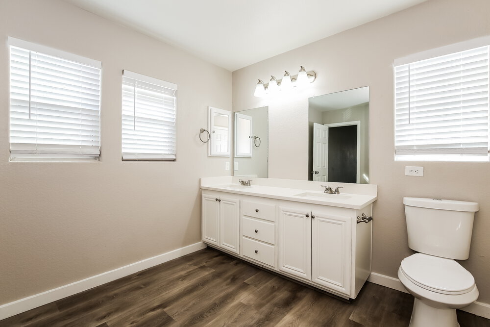 Building Photo - 5048 Charlo Dr