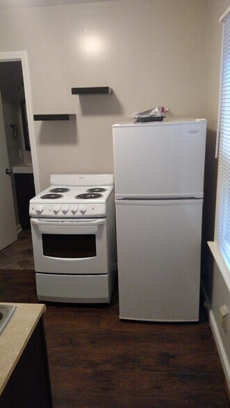 Kitchen - 5736 Murrayhill Rd