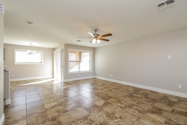 Building Photo - 8453 E Keats Ave