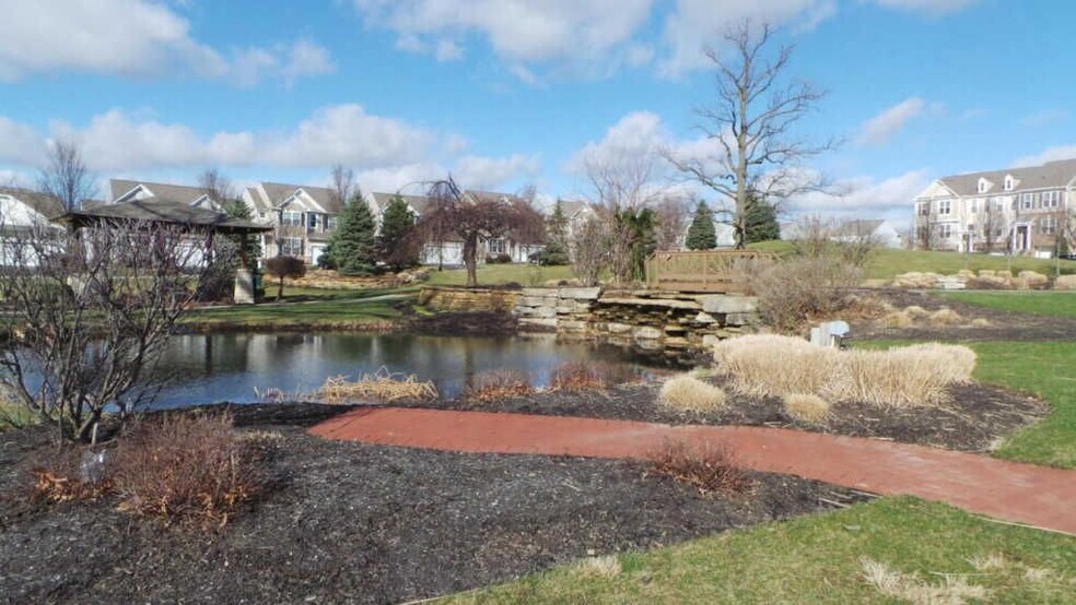 Building Photo - 6337 Chetti Dr