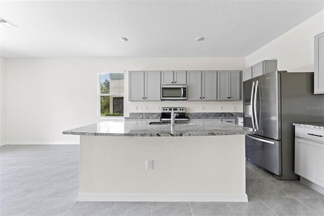 Building Photo - 11082 Crescent Deer Dr