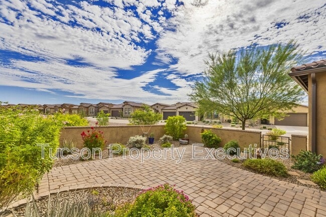 Building Photo - 30737 S Osprey Dr