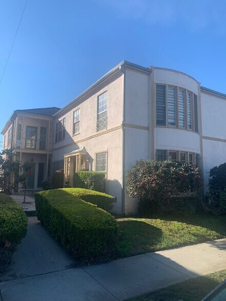 3442.5 Buiding - 3440 Stocker St