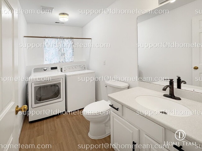 Building Photo - 19218 146th Ave SE