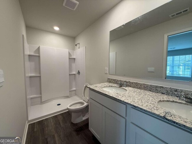 Building Photo - 1 Silverbell Ln NW