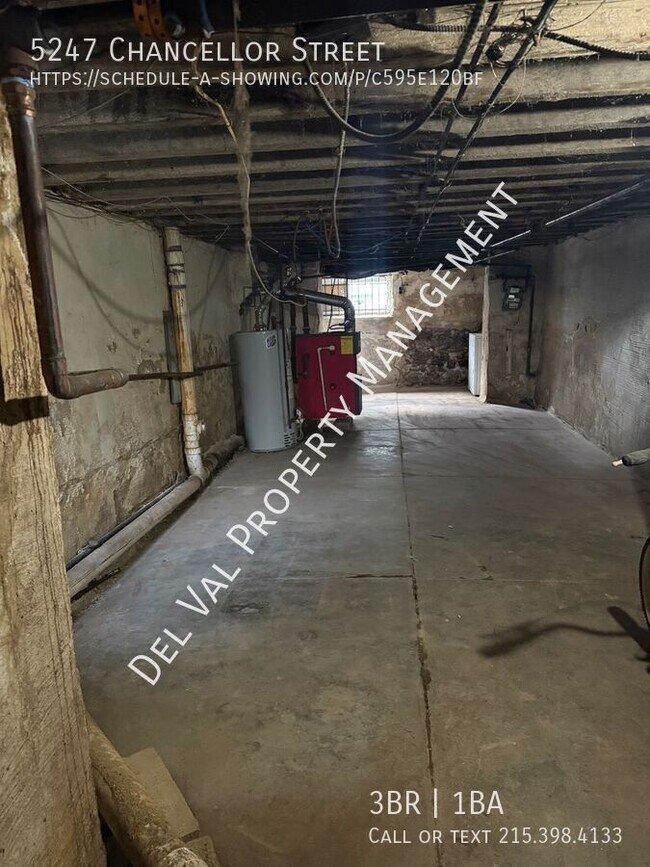 Building Photo - 5247 Chancellor St