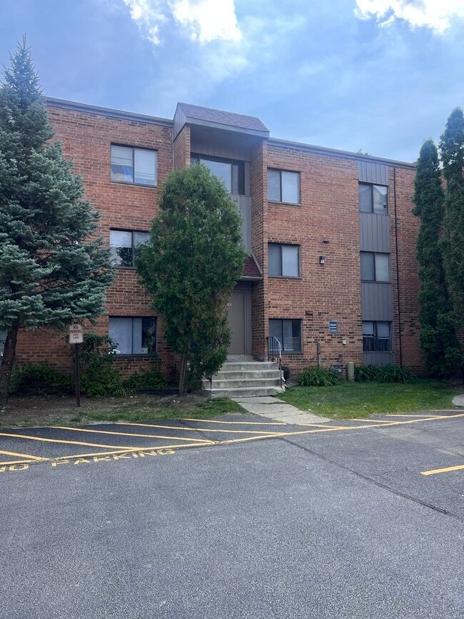 Building Photo - 1321 E Ports O Call Dr