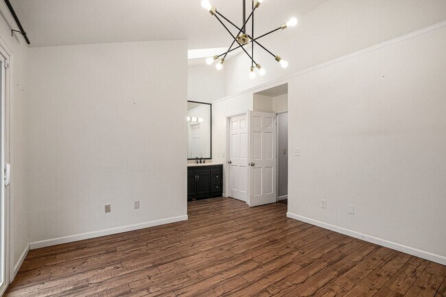 Building Photo - Available NOW!! SFH in Valley Traditions Littleton CO!