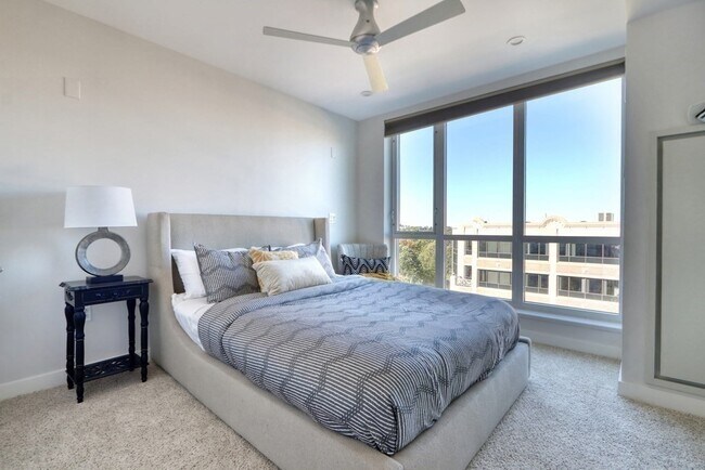 Building Photo - 100 Station Landing