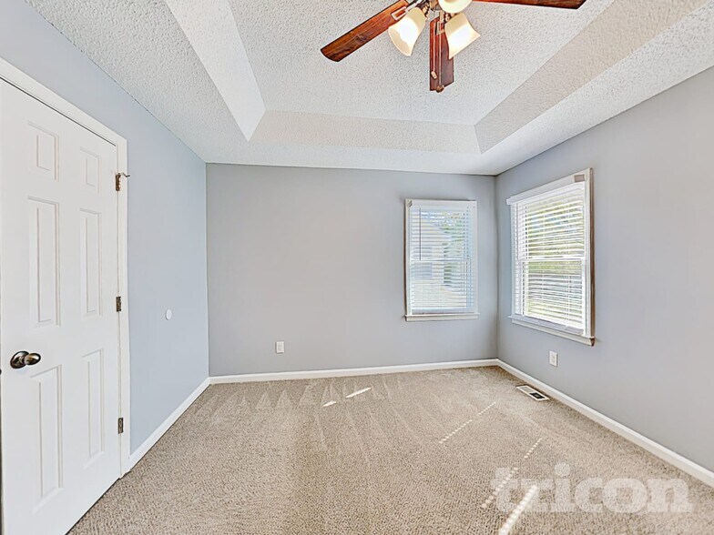 Building Photo - 4860 Country Cove Way