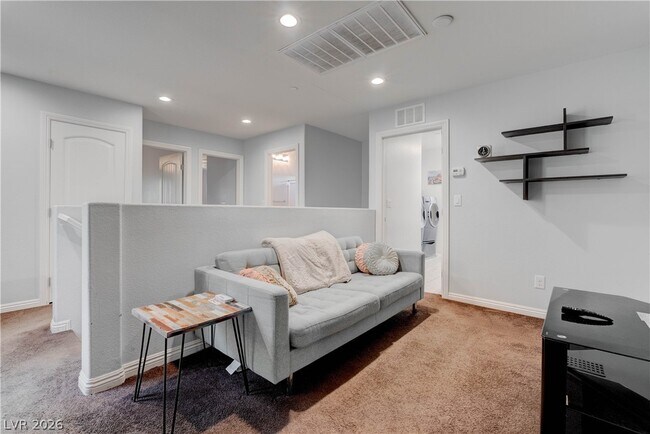 Building Photo - 48 Jasmine Point St